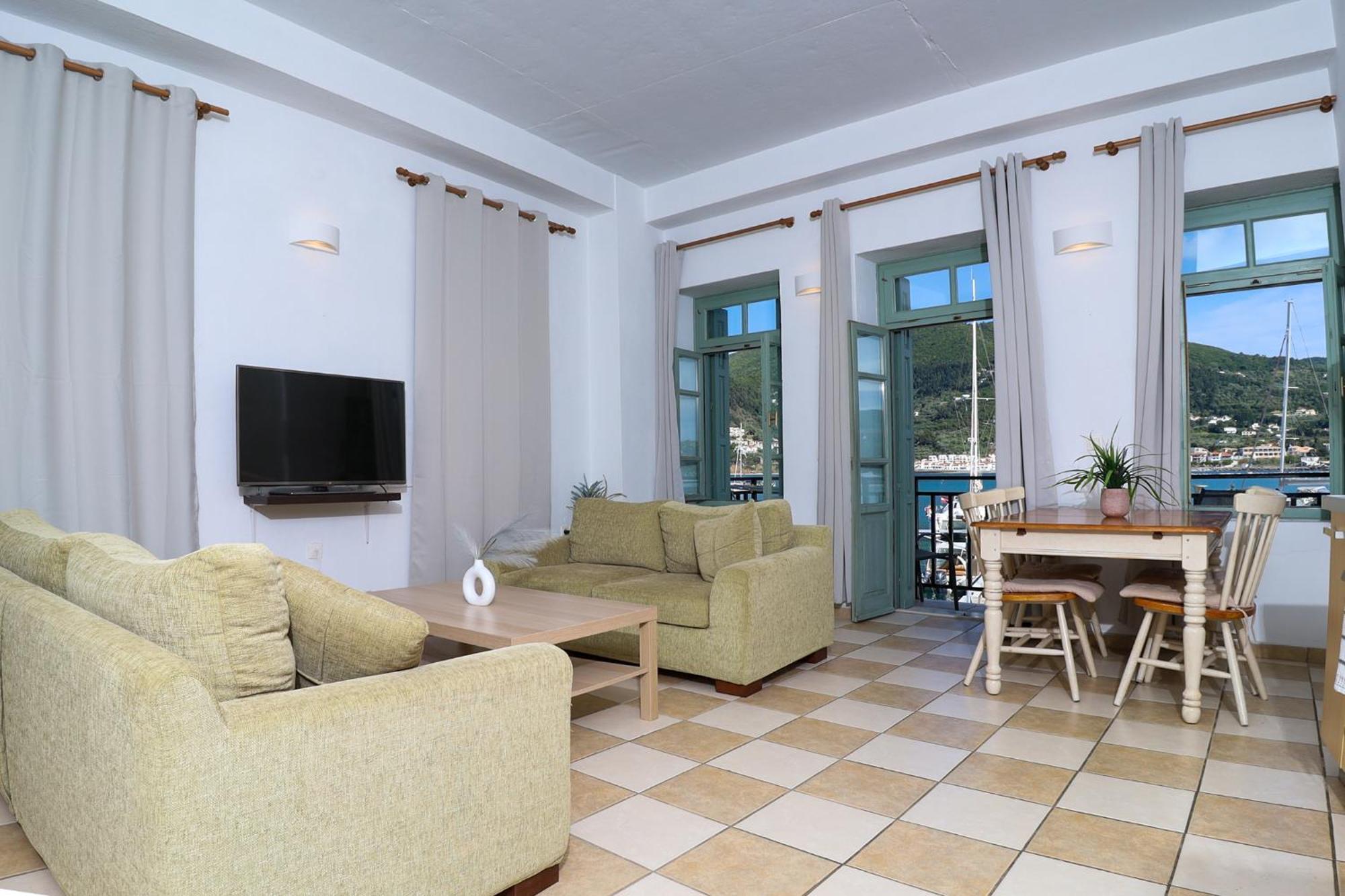 Faros Coastal Apartments スコペロス エクステリア 写真