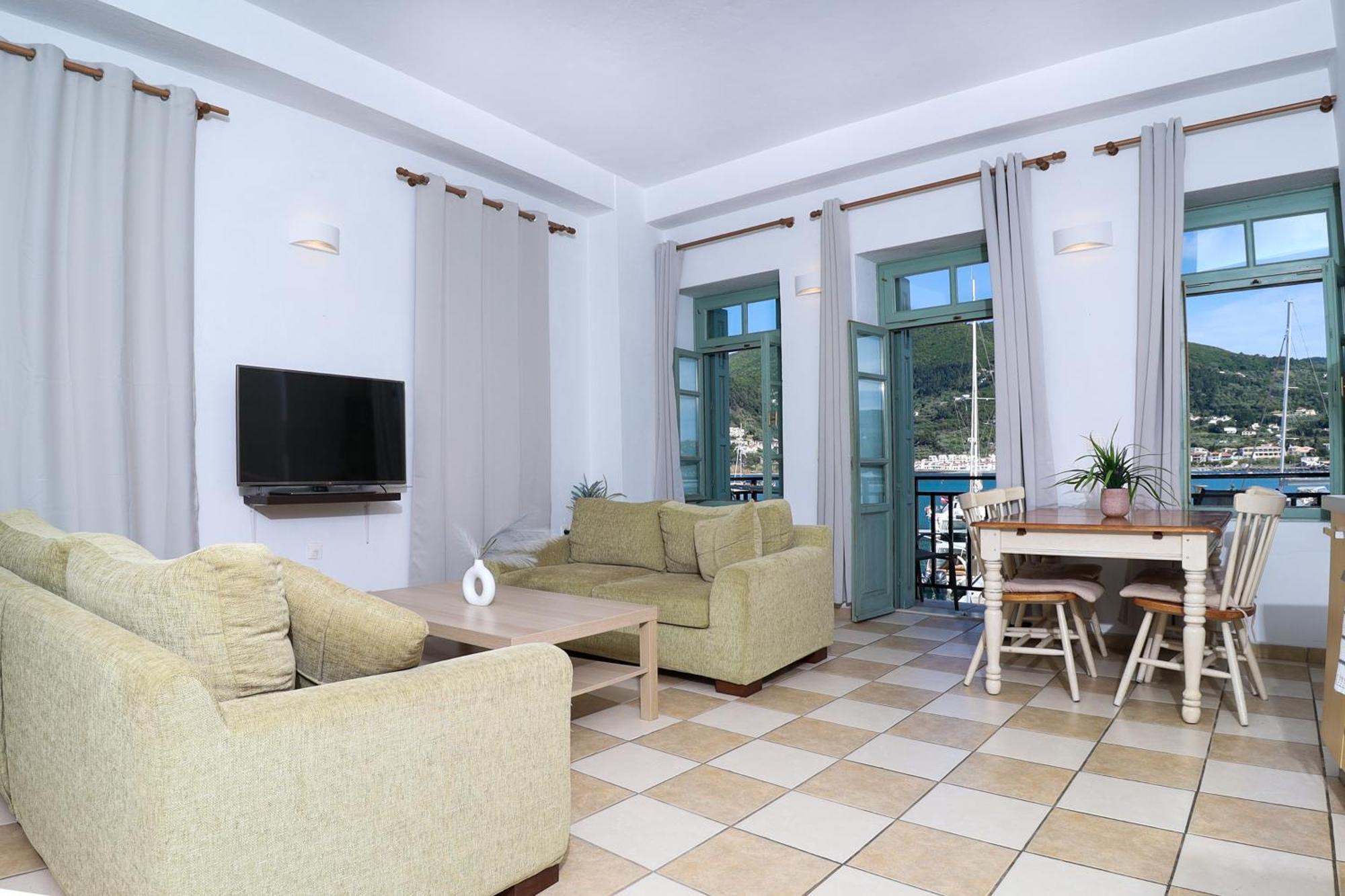 Faros Coastal Apartments スコペロス エクステリア 写真